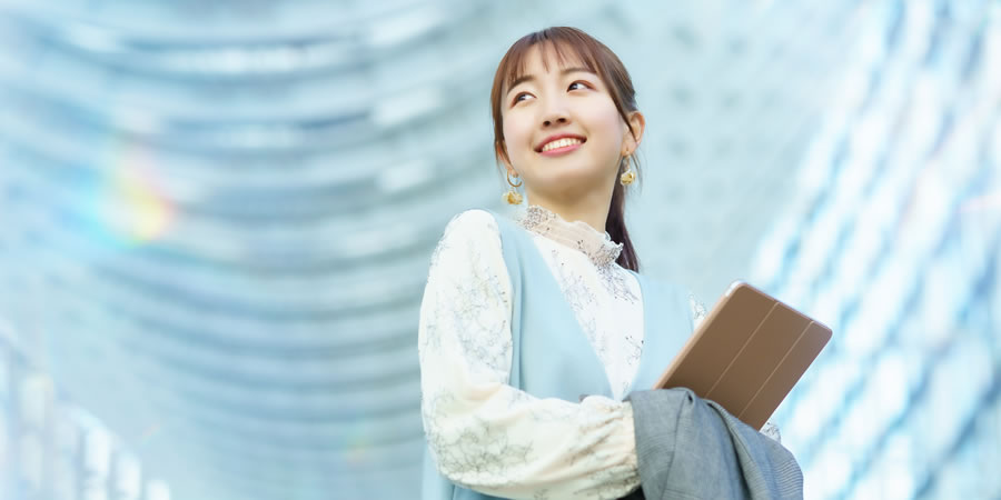 若い女性のポートレート