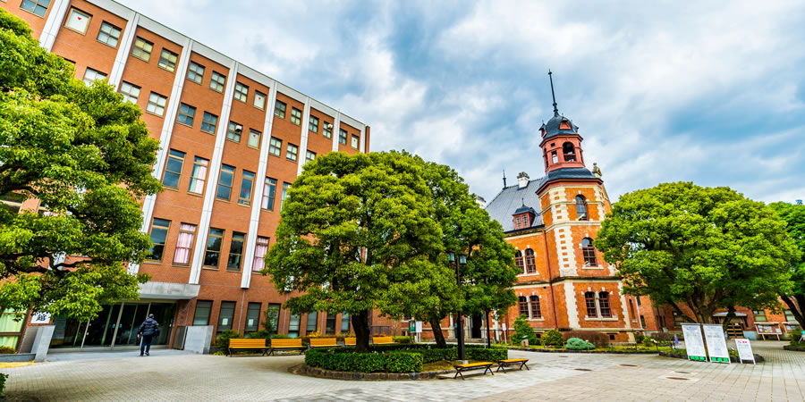 同志社大学