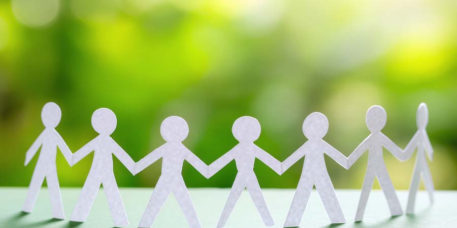 家族名義の不動産を担保にする際に必要な家族の同意と理解を表したイメージ画像